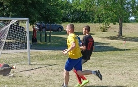 1 rozgrywki Gminne Ligi 9 (22)