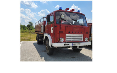 Zdjęcie do Pisemny przetarg ofertowy na sprzedaż samochodu strażackiego marki JELCZ 325